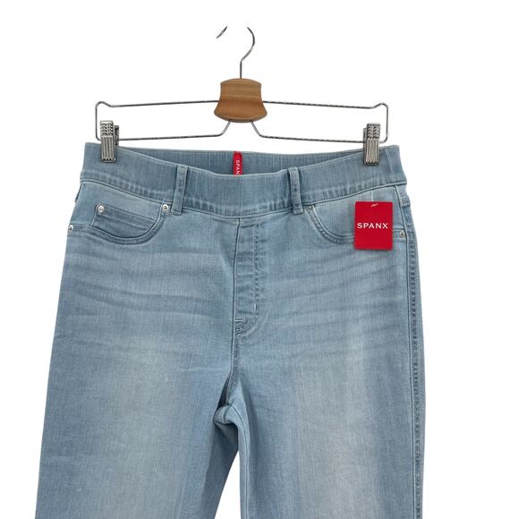 Spanx Flare Jeans Stretch Pull-On Denim Retro Light Wash Blue Size Large - Picture 3 of 14